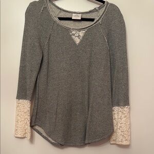 Knox Rose Cream Lace Sleeve Top